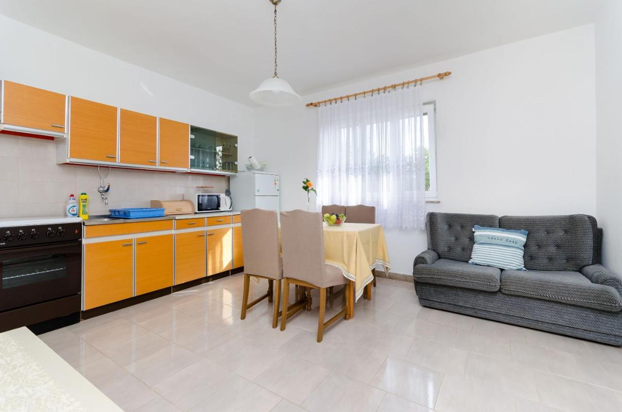 Apartment Milan Senj  Exteriér fotografie